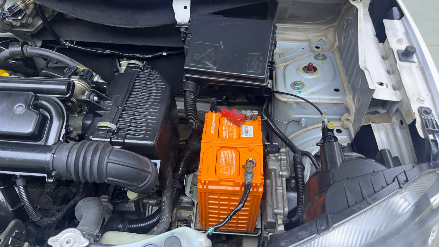 Used 2017 Renault Kwid 1.0 RXT AMT Petrol Automatic engine ENGINE LEFT SIDE VIEW