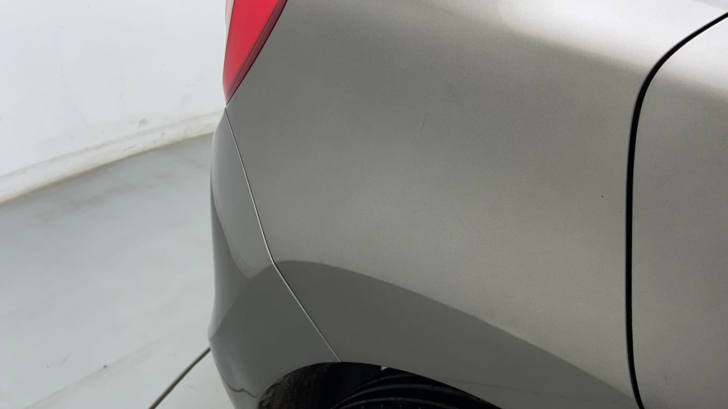 Used 2021 Maruti Suzuki Baleno Zeta Petrol Manual dents MINOR SCRATCH
