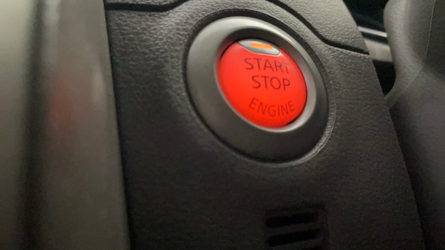 Used 2013 Nissan Sunny XV Diesel Diesel Manual top_features Keyless start