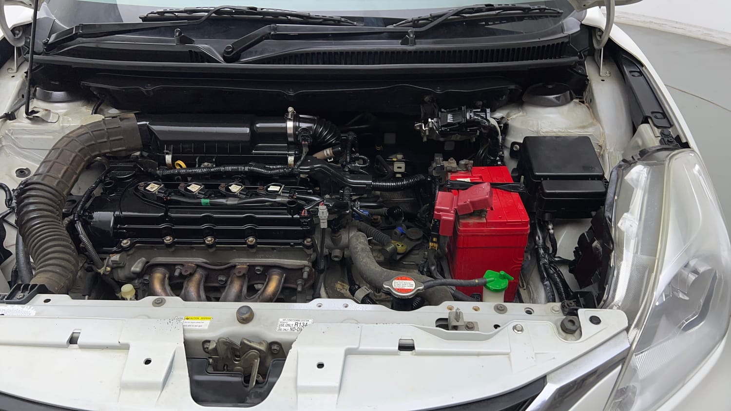 Used 2017 Maruti Suzuki Baleno Zeta 1.2 Petrol Manual engine ENGINE LEFT SIDE VIEW