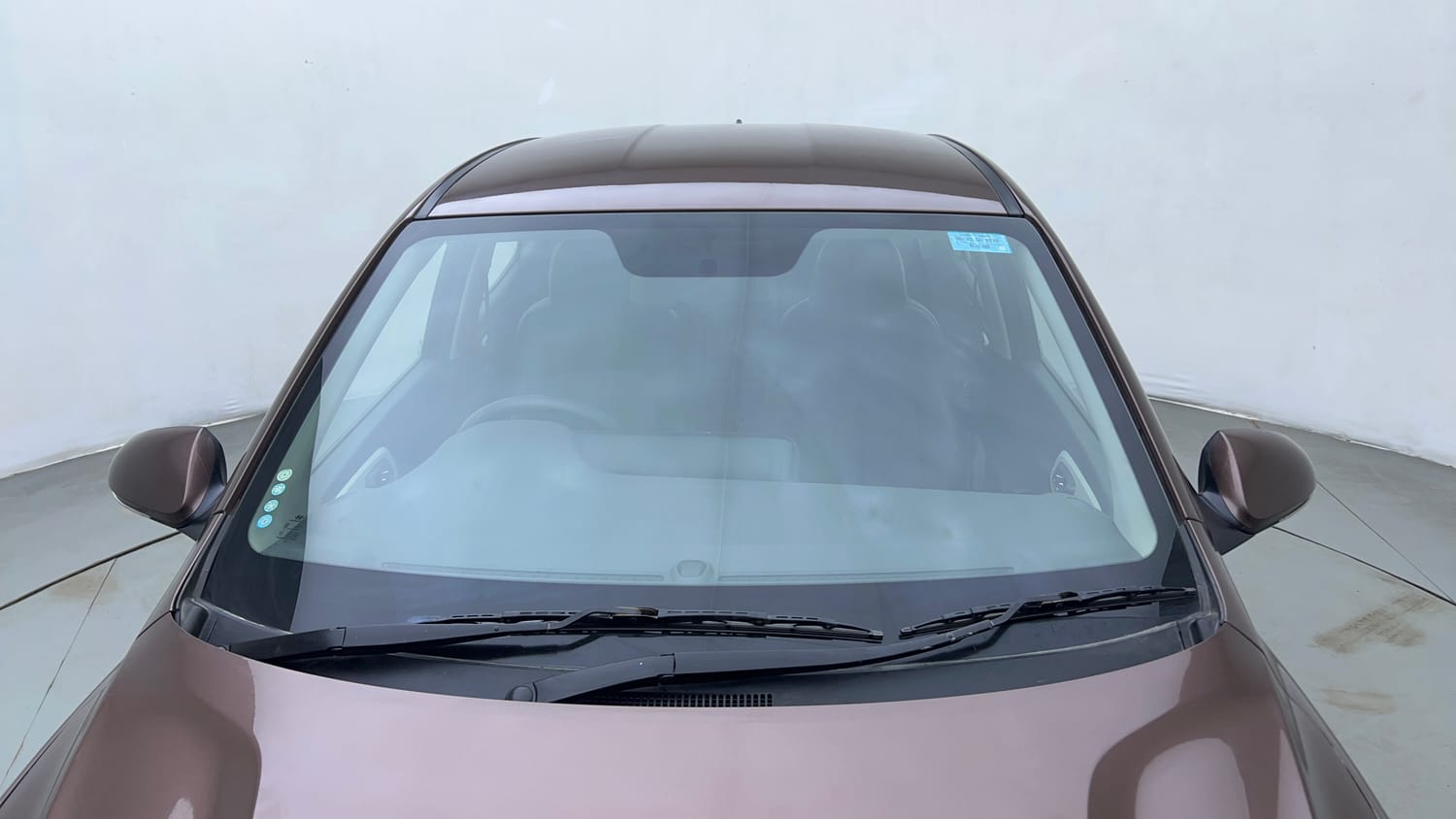 Used 2020 Hyundai Aura SX Plus 1.2 AMT Petrol Petrol Automatic exterior FRONT WINDSHIELD VIEW