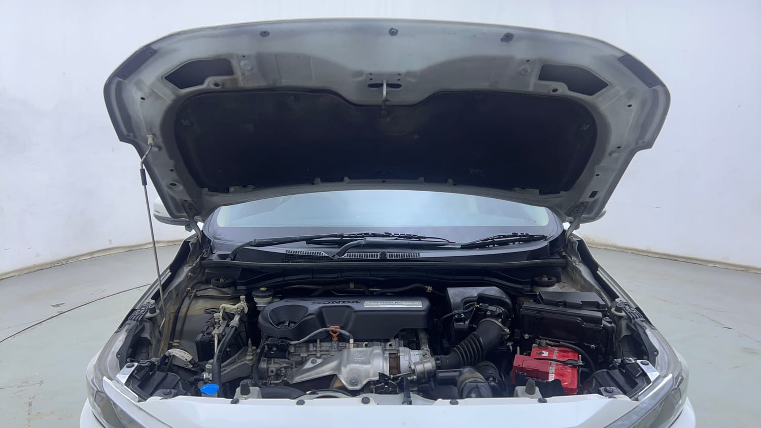 Used 2018 Honda Amaze 1.5 V CVT Diesel Diesel Automatic engine ENGINE & BONNET OPEN FRONT VIEW