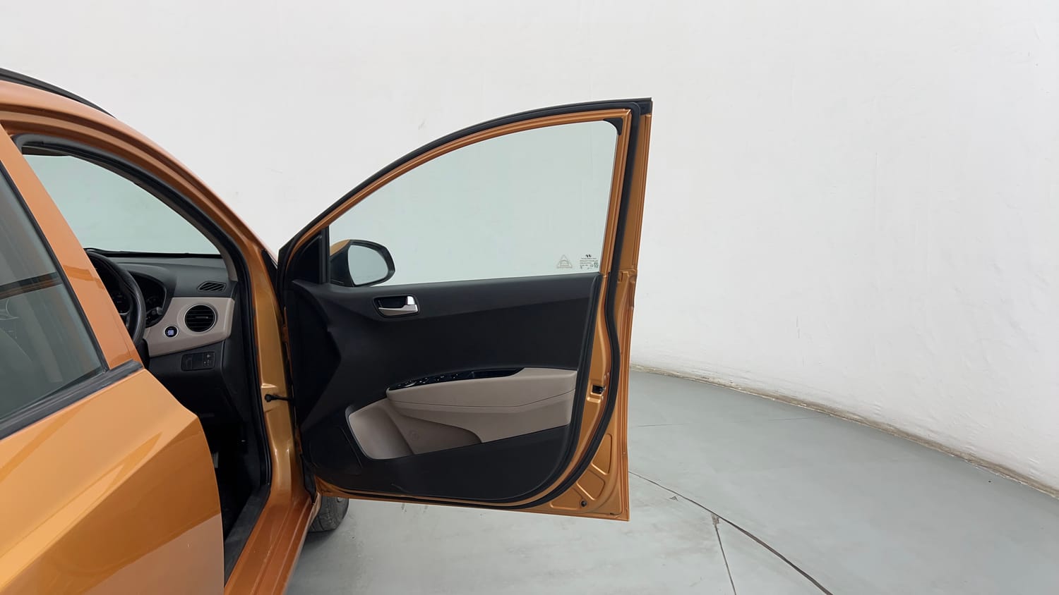 Used 2014 Hyundai Grand i10 Asta 1.2 Kappa VTVT (O) Petrol Manual interior RIGHT FRONT DOOR OPEN VIEW