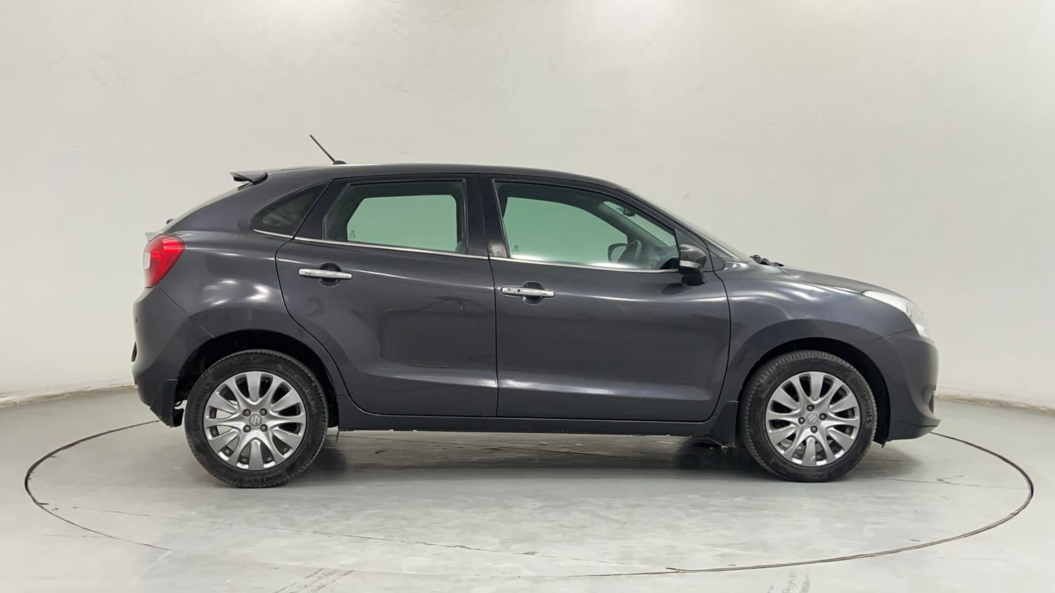 Used 2017 Maruti Suzuki Baleno Zeta 1.2 AT Petrol Automatic exterior RIGHT SIDE VIEW