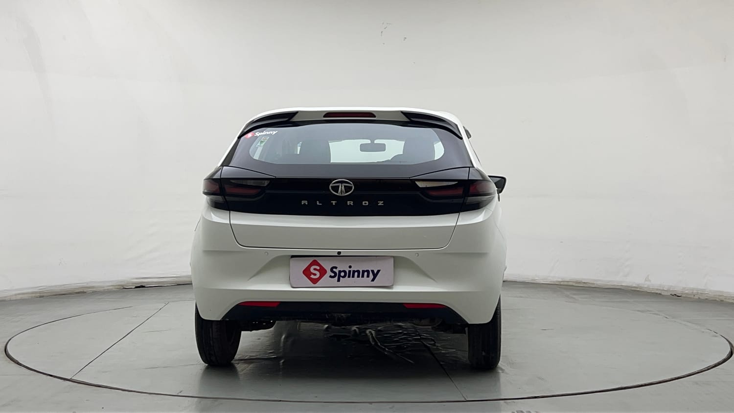 Used 2022 Tata Altroz XE Petrol Petrol Manual exterior BACK VIEW