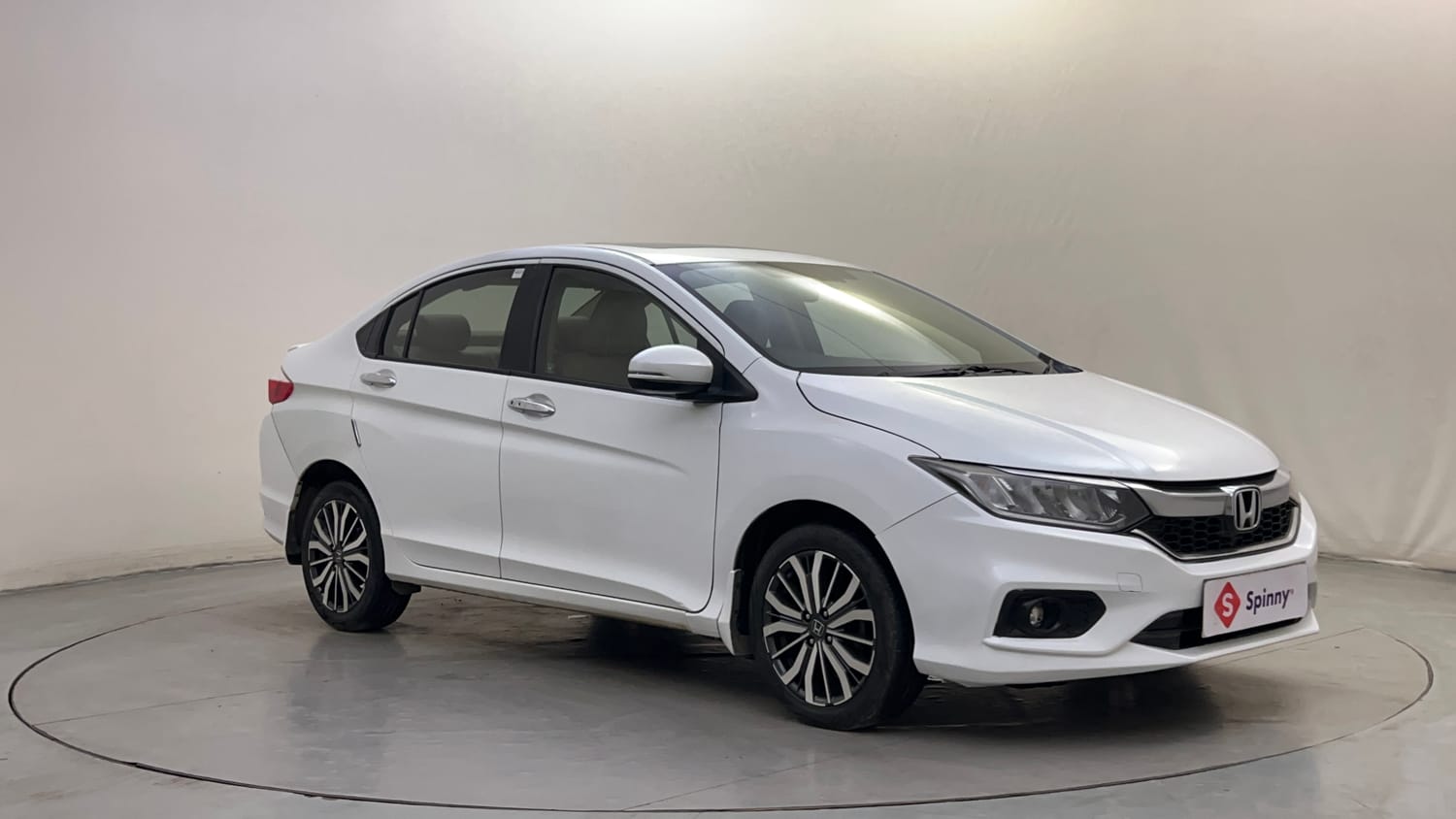 Used 2019 Honda City ZX CVT Petrol Petrol Automatic exterior RIGHT FRONT CORNER VIEW