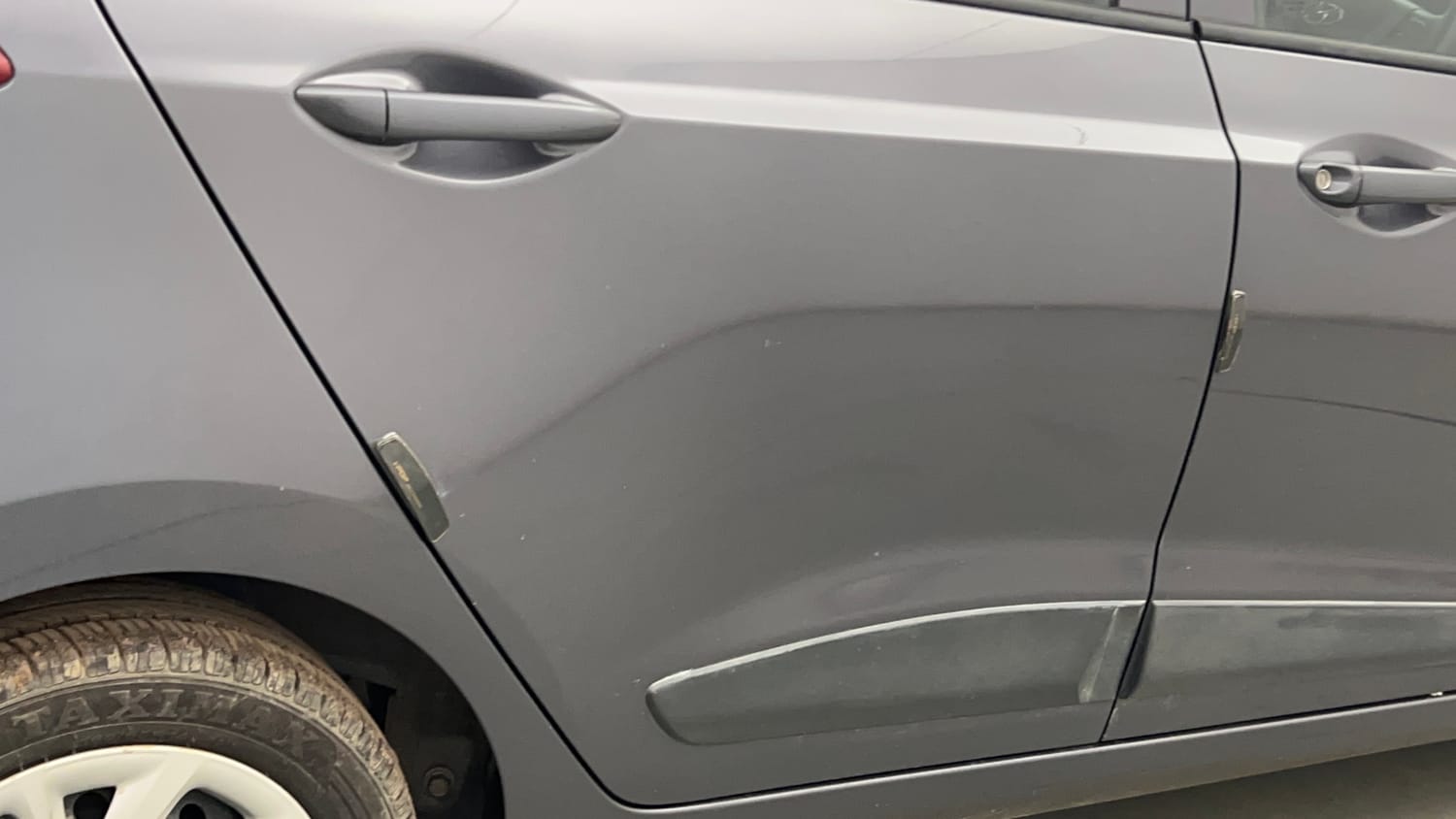 Used 2018 Hyundai Grand i10 Sportz 1.2 Kappa VTVT Petrol Manual dents MINOR SCRATCH