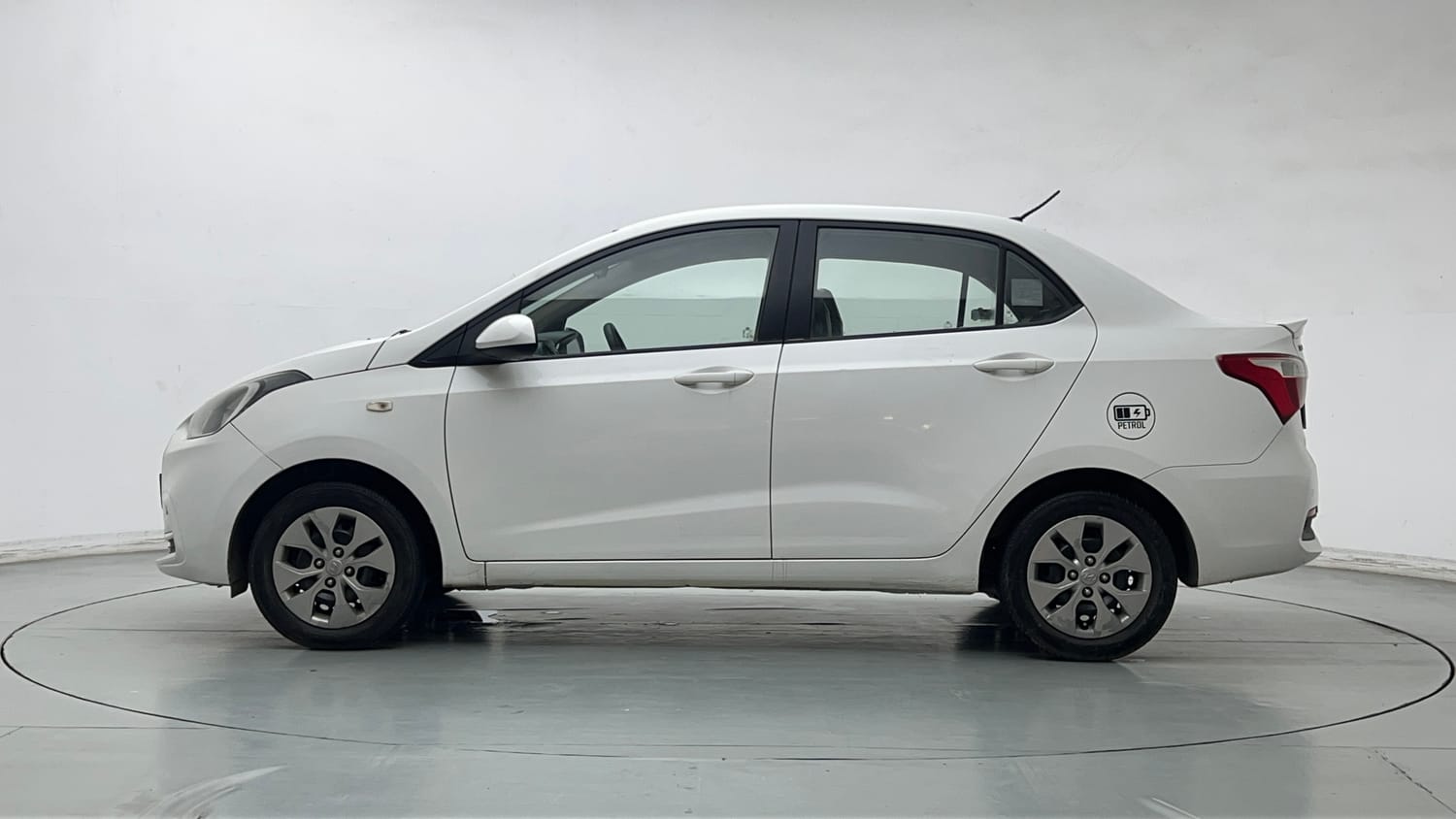 Used 2019 Hyundai Xcent S Petrol+cng(outside fitted) Cng Manual exterior LEFT SIDE VIEW
