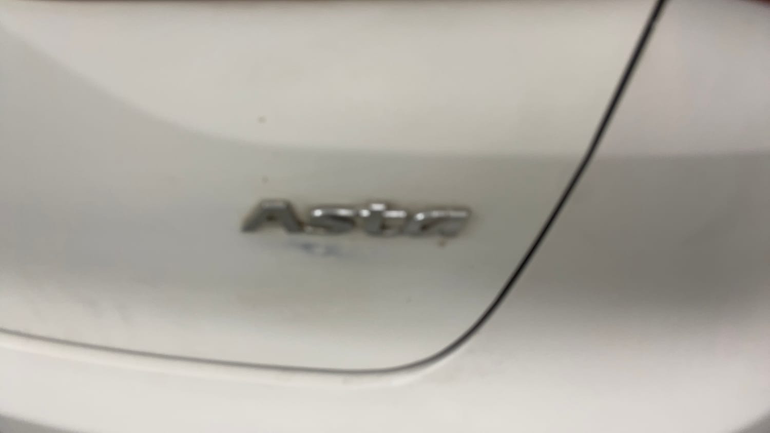 Used 2017 Hyundai Elite i20 Asta 1.2 Dual Tone Petrol Manual dents MINOR SCRATCH