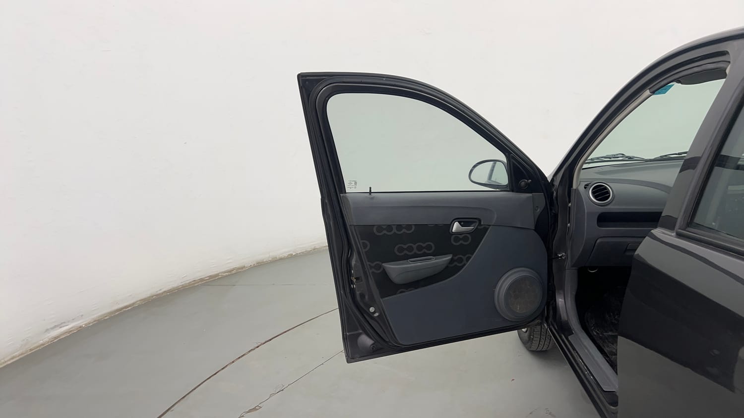 Used 2014 Maruti Suzuki Alto 800 LXI CNG (outside fitted) Cng Manual interior LEFT FRONT DOOR OPEN VIEW