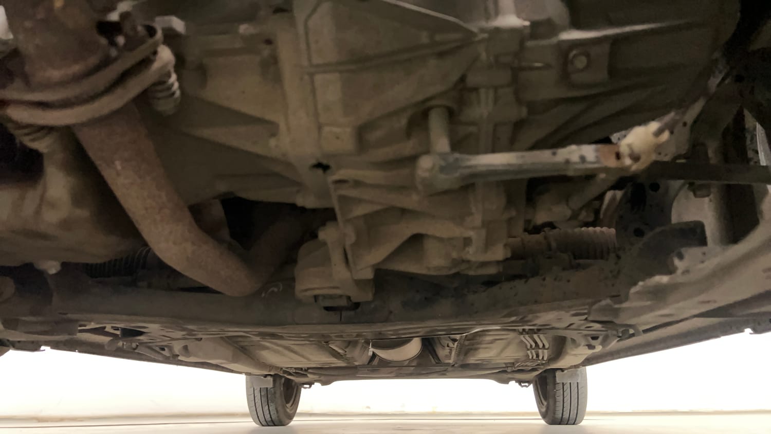 Used 2018 Maruti Suzuki Baleno Delta 1.2 Petrol Manual extra FRONT LEFT UNDERBODY VIEW