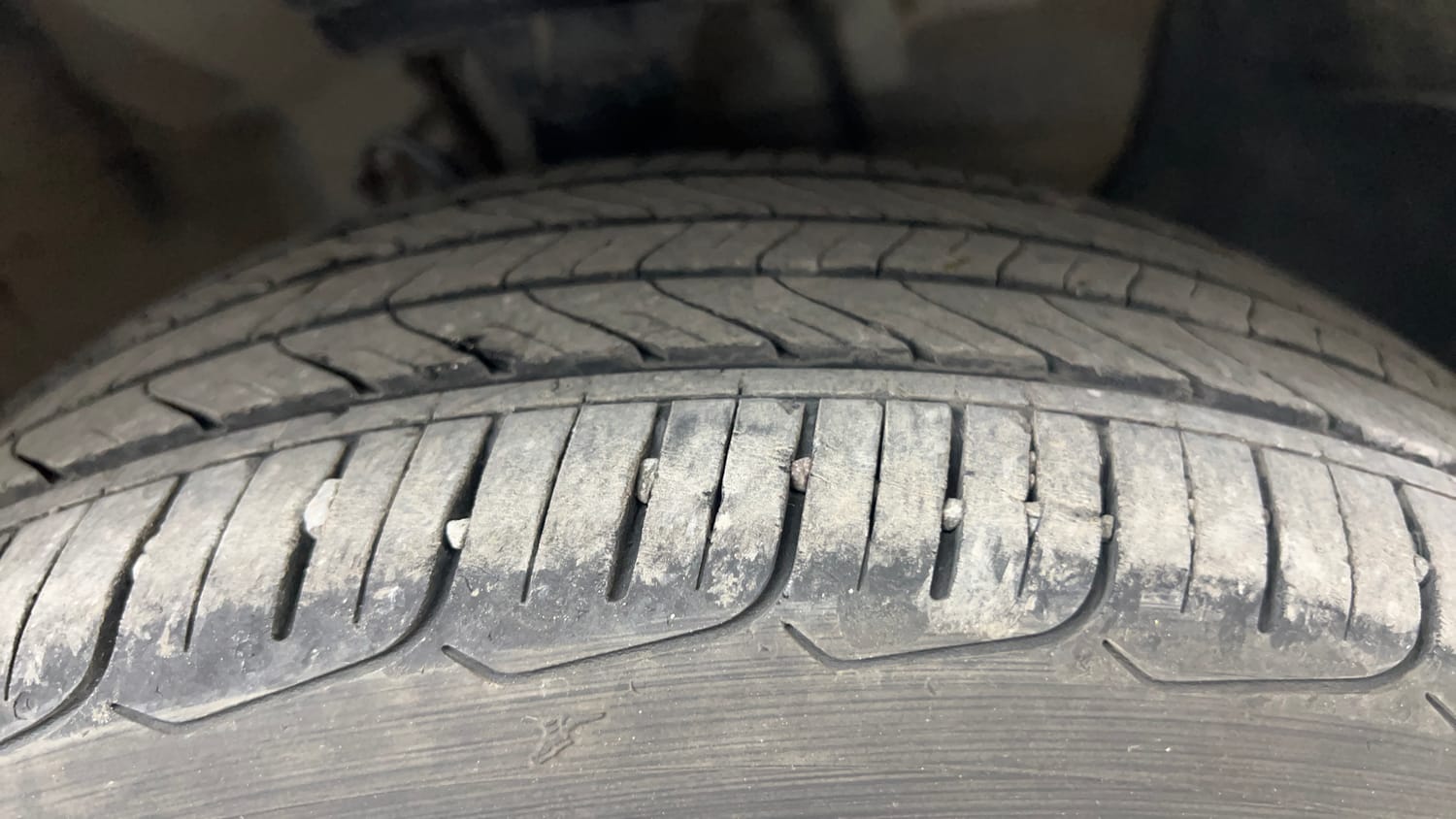Used 2017 Hyundai Elite i20 Asta 1.2 (O) Petrol Manual tyres RIGHT FRONT TYRE TREAD VIEW