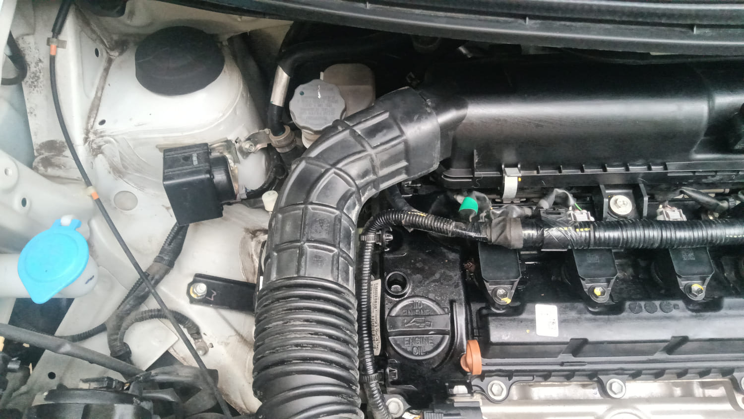 Used 2023 Maruti Suzuki Wagon R ZXI Plus 1.2 Petrol Manual engine ENGINE RIGHT SIDE VIEW