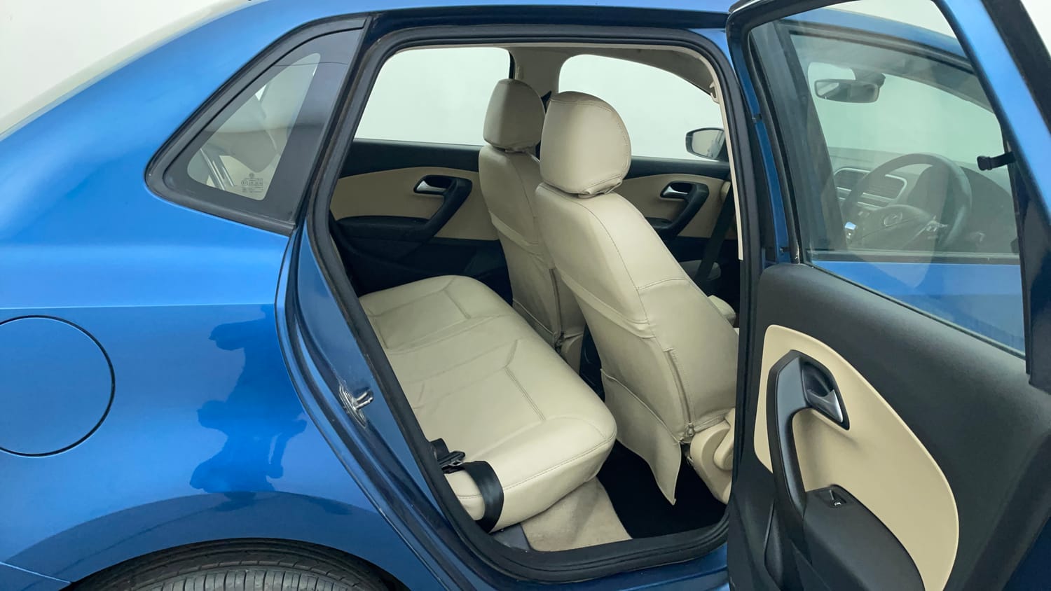 Used 2017 Volkswagen Ameo Highline1.2L (P) Petrol Manual interior RIGHT SIDE REAR DOOR CABIN VIEW