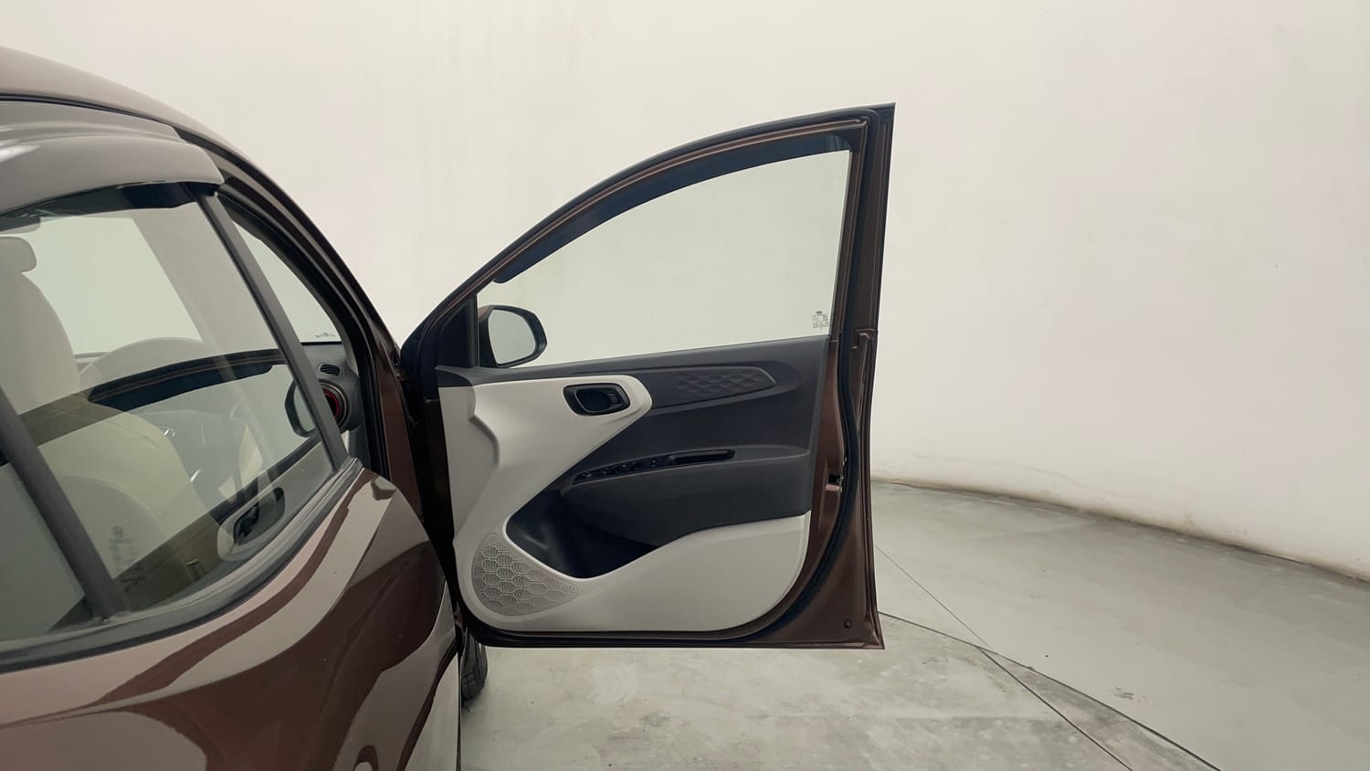 Used 2021 Hyundai Aura S 1.2 Petrol Petrol Manual interior RIGHT FRONT DOOR OPEN VIEW