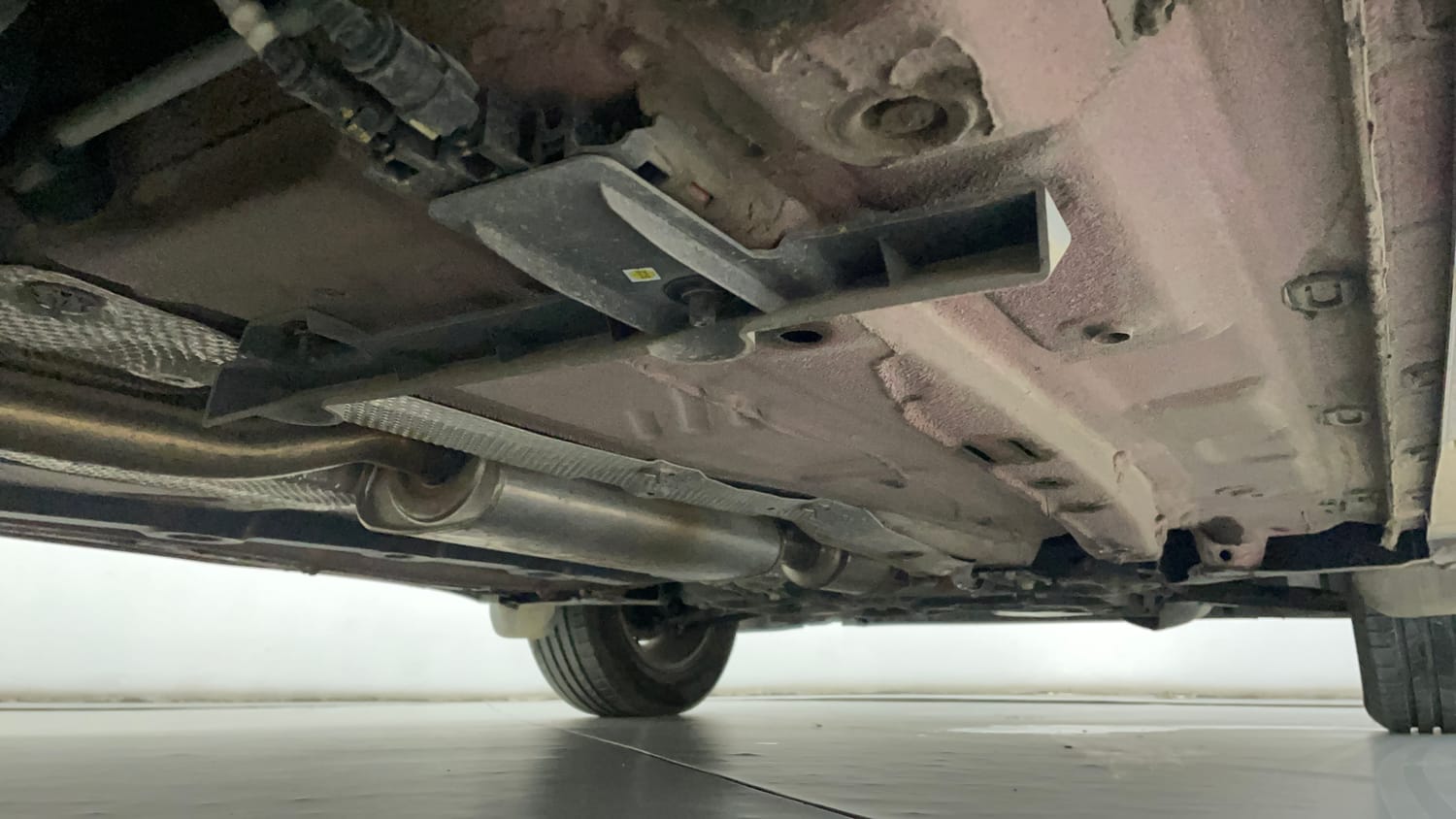 Used 2022 Volkswagen Taigun GT 1.5 TSI MT Petrol Manual extra REAR RIGHT UNDERBODY VIEW