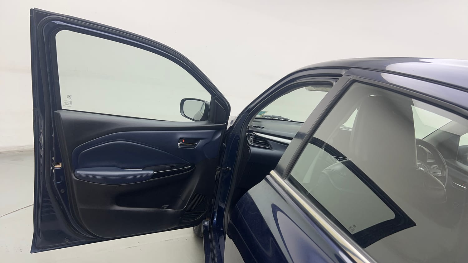 Used 2022 Maruti Suzuki Baleno Zeta MT Petrol Manual interior LEFT FRONT DOOR OPEN VIEW