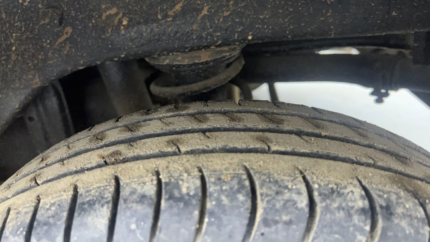 Used 2012 Maruti Suzuki Alto LXi BS-IV Petrol Manual tyres LEFT REAR TYRE TREAD VIEW