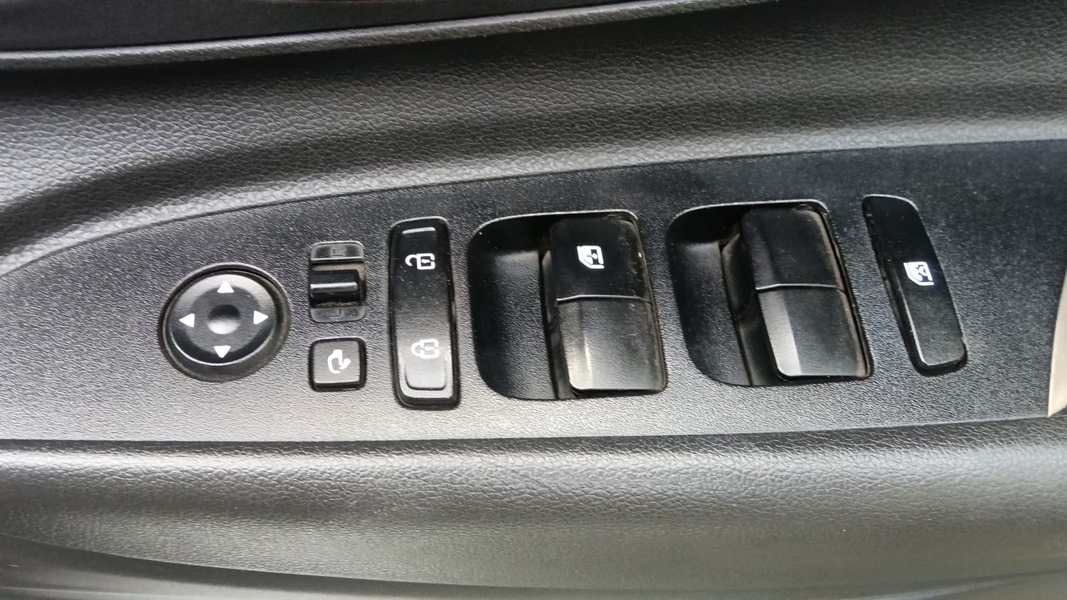 Used 2021 Hyundai i20 Asta 1.2 IVT Petrol Automatic top_features Anti pinch power windows
