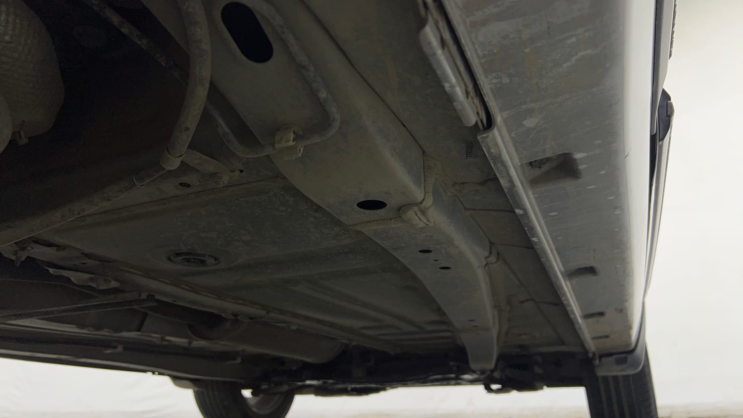 Used 2021 Maruti Suzuki Baleno Zeta Petrol Manual extra REAR RIGHT UNDERBODY VIEW