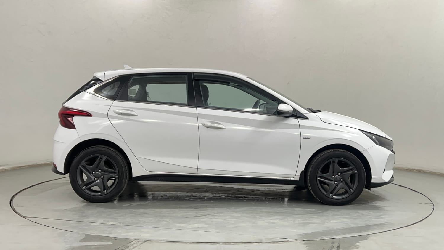 Used 2022 Hyundai i20 Sportz 1.2 IVT Petrol Automatic exterior RIGHT SIDE VIEW