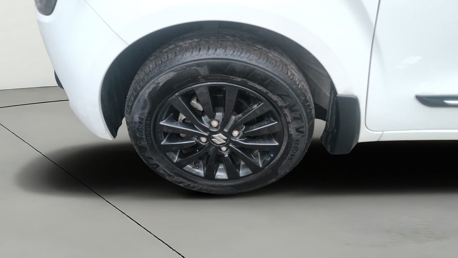 Used 2023 Maruti Suzuki Wagon R ZXI Plus 1.2 Petrol Manual tyres LEFT FRONT TYRE RIM VIEW