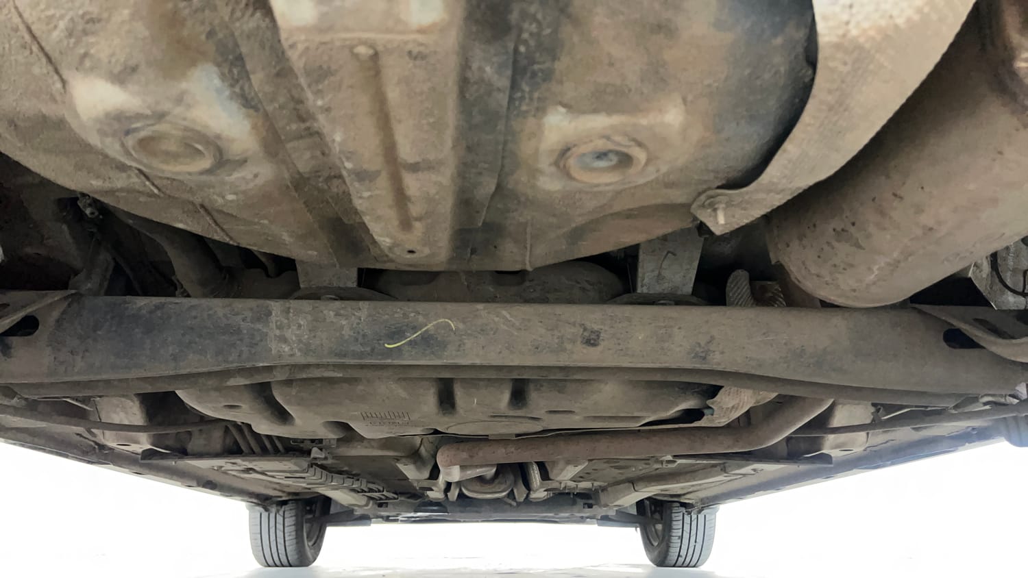 Used 2022 Hyundai i20 Sportz 1.2 IVT Petrol Automatic extra REAR UNDERBODY VIEW (TAKEN FROM REAR)