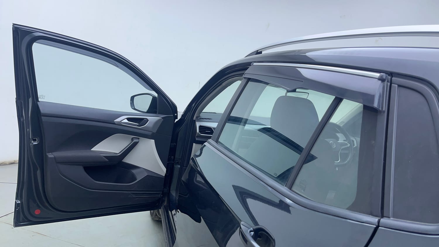 Used 2023 Volkswagen Taigun Highline 1.0 TSI MT Petrol Manual interior LEFT FRONT DOOR OPEN VIEW