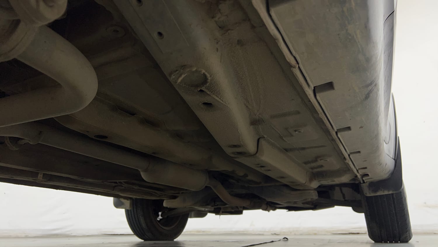 Used 2024 Tata Nexon Pure 1.2 Revotron Petrol 6MT Petrol Manual extra REAR RIGHT UNDERBODY VIEW