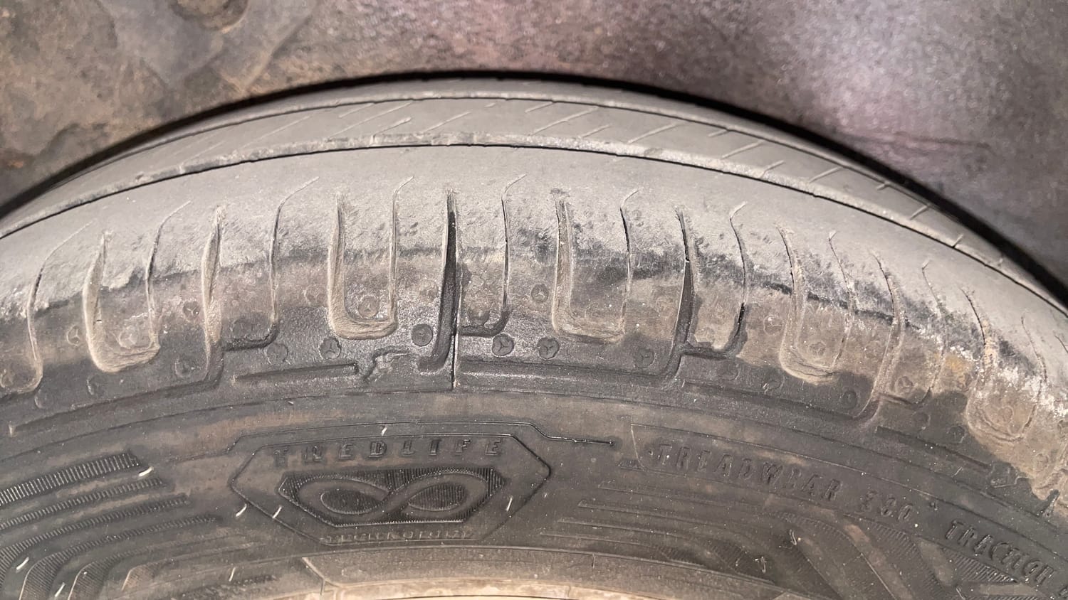 Used 2012 Hyundai i10 Era 1.1 iRDE2 Petrol Manual tyres RIGHT REAR TYRE TREAD VIEW