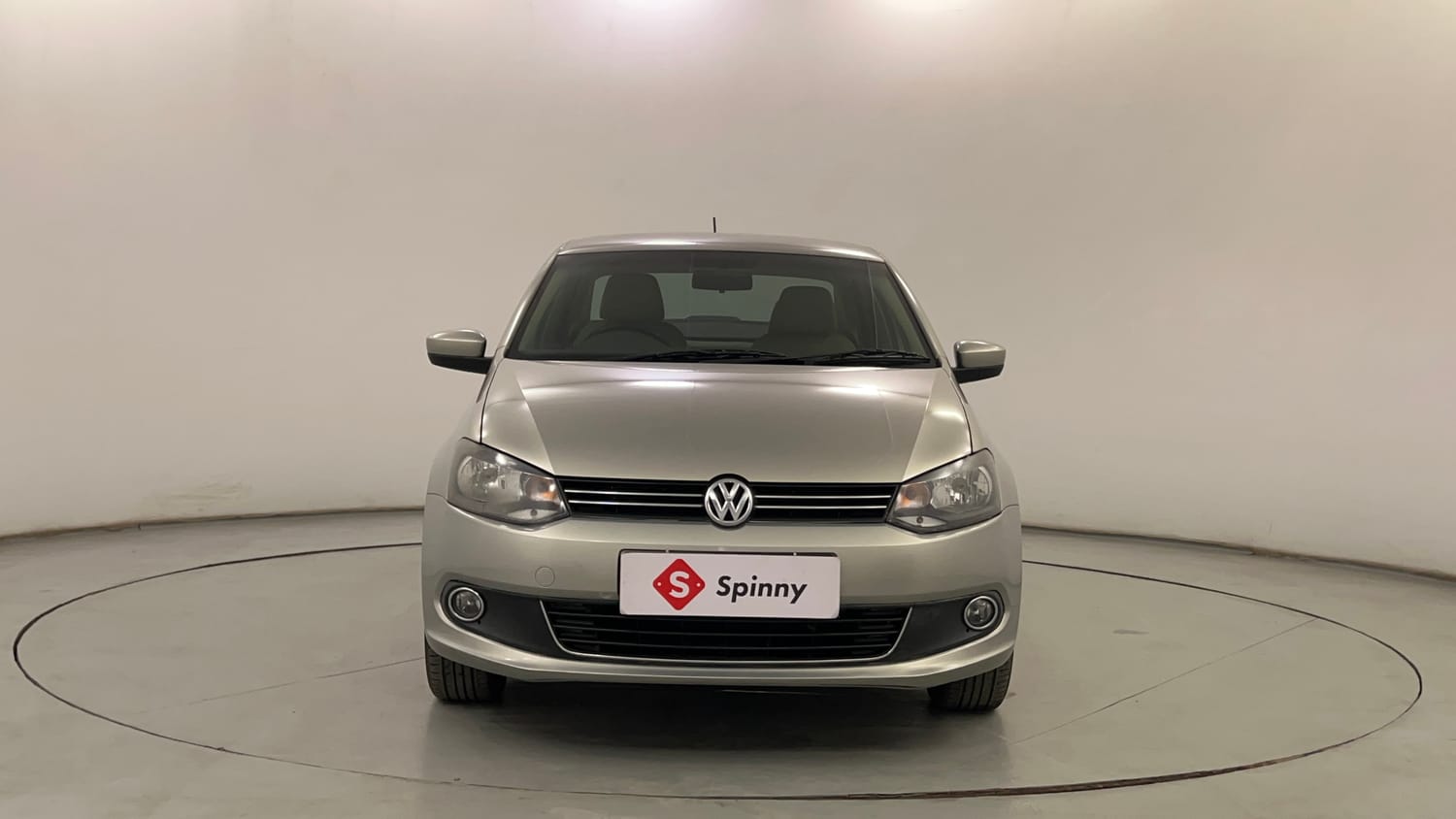 Used 2014 Volkswagen Vento Highline Petrol Petrol Manual exterior FRONT VIEW