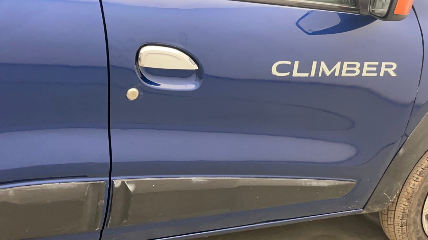 Used 2019 Renault Kwid CLIMBER 1.0 Petrol Manual dents MINOR DENT