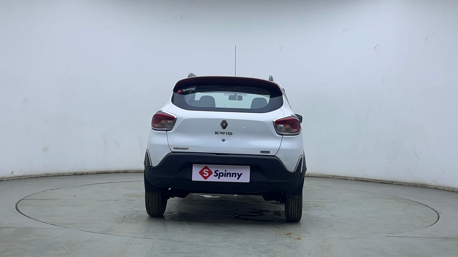 Used 2017 Renault Kwid 1.0 RXT AMT Petrol Automatic exterior BACK VIEW