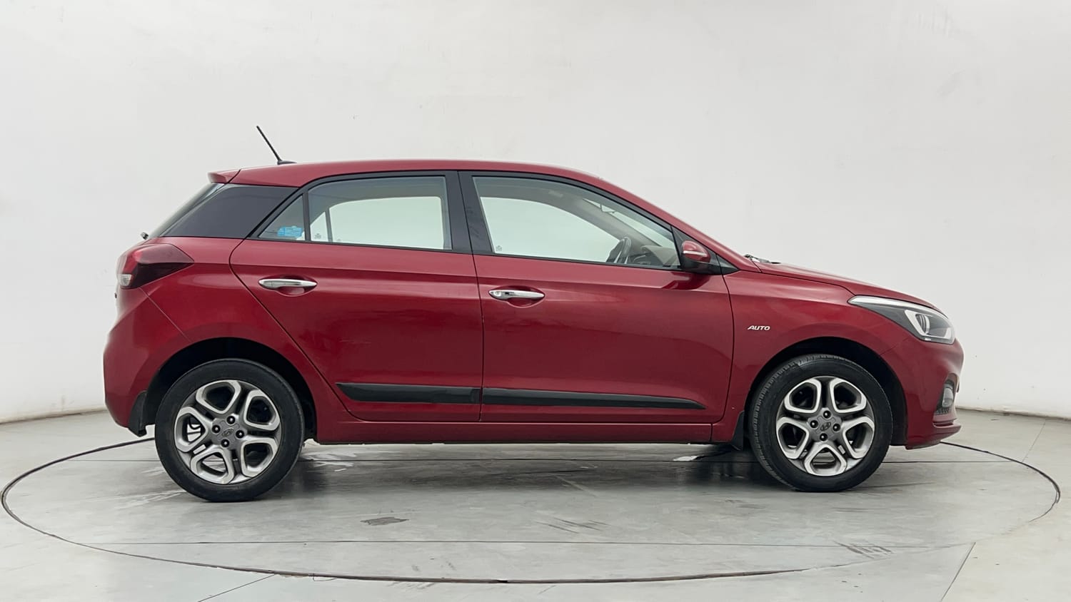 Used 2019 Hyundai Elite i20 Asta 1.2 (O) CVT Petrol Automatic exterior RIGHT SIDE VIEW