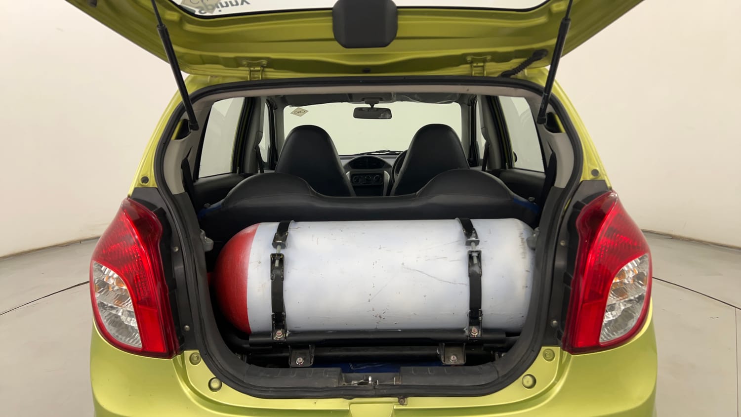 Used 2017 Maruti Suzuki Alto 800 LXi CNG (O) Cng Manual interior DICKY INSIDE VIEW