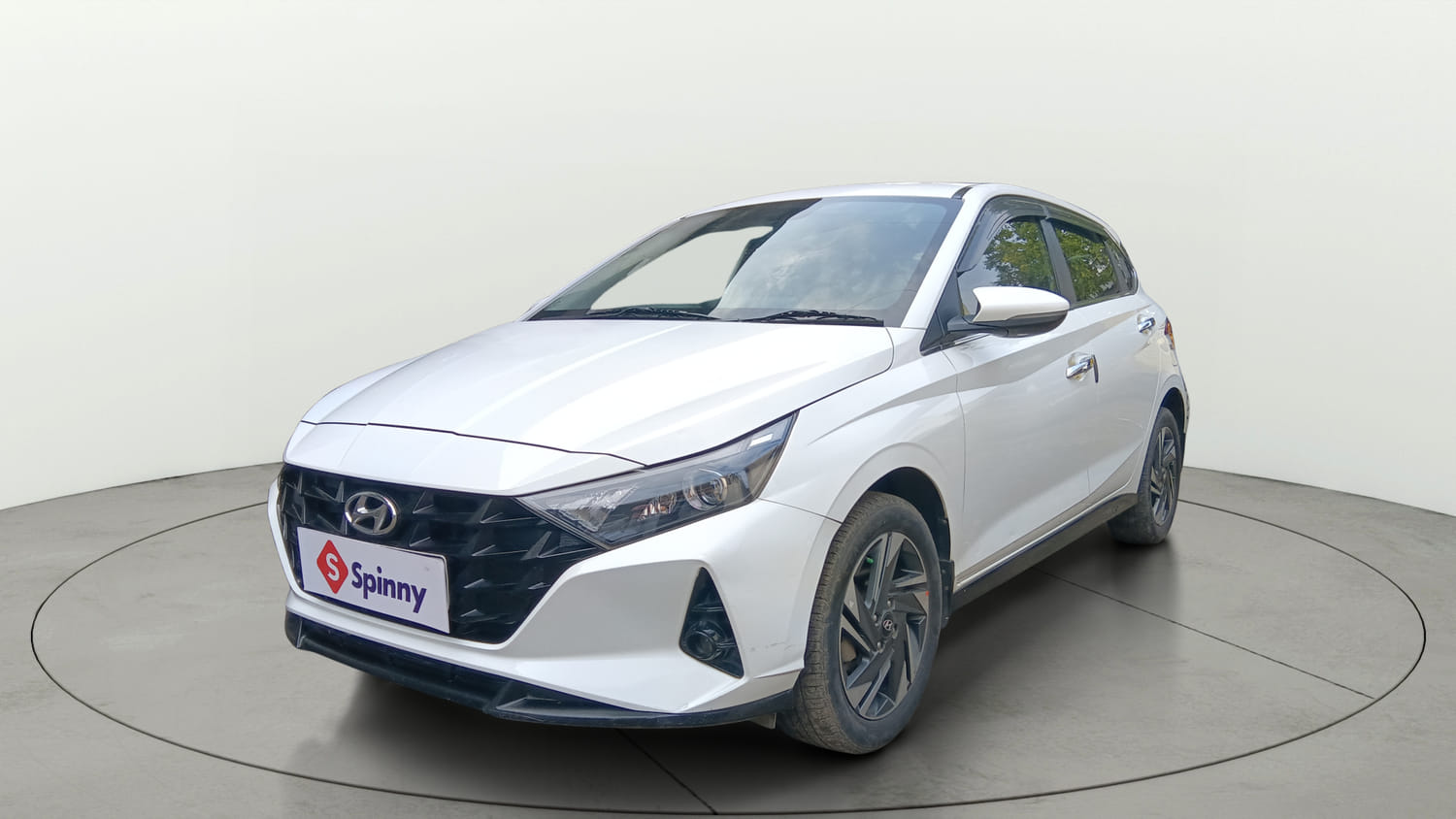 Used 2021 Hyundai i20 Asta 1.2 IVT Petrol Automatic exterior LEFT FRONT CORNER VIEW