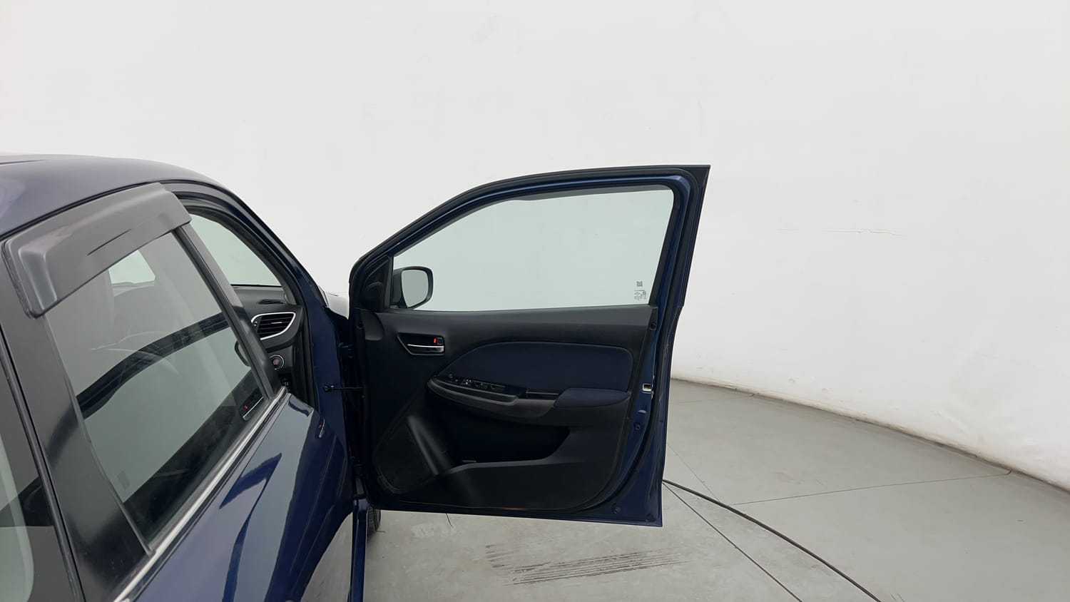 Used 2020 Maruti Suzuki Baleno Zeta Petrol Manual interior RIGHT FRONT DOOR OPEN VIEW