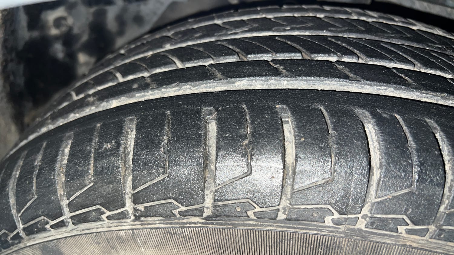 Used 2020 Tata Nexon XZ Plus Petrol Manual tyres RIGHT FRONT TYRE TREAD VIEW