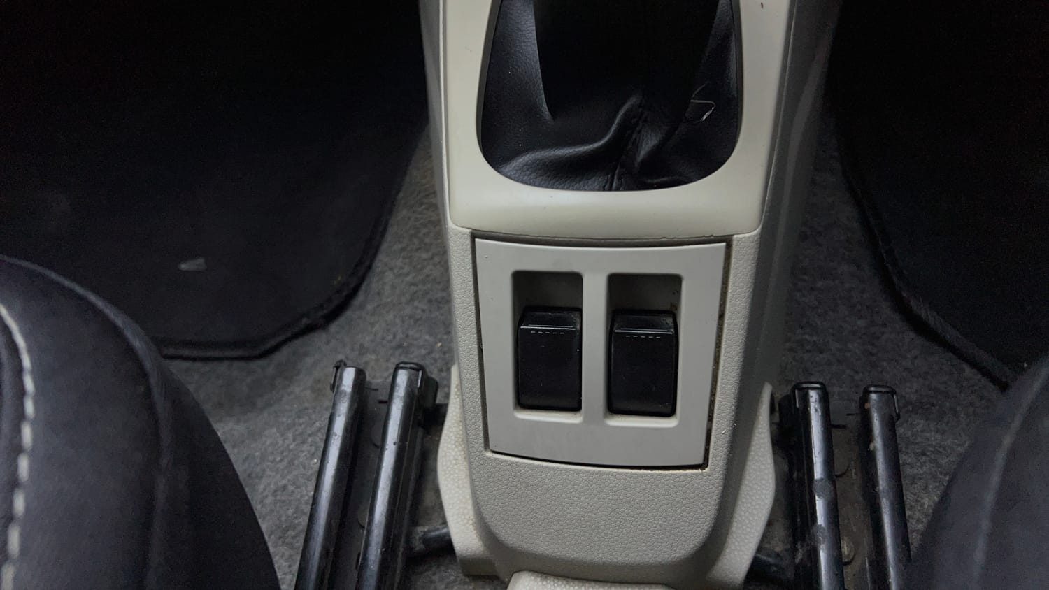 Used 2019 Maruti Suzuki Alto 800 LXi Petrol Manual top_features Power windows