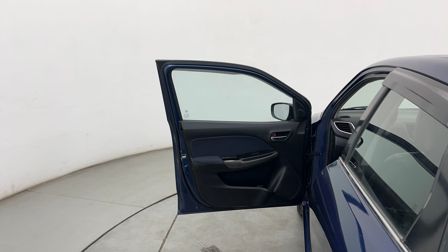 Used 2020 Maruti Suzuki Baleno Zeta Petrol Manual interior LEFT FRONT DOOR OPEN VIEW