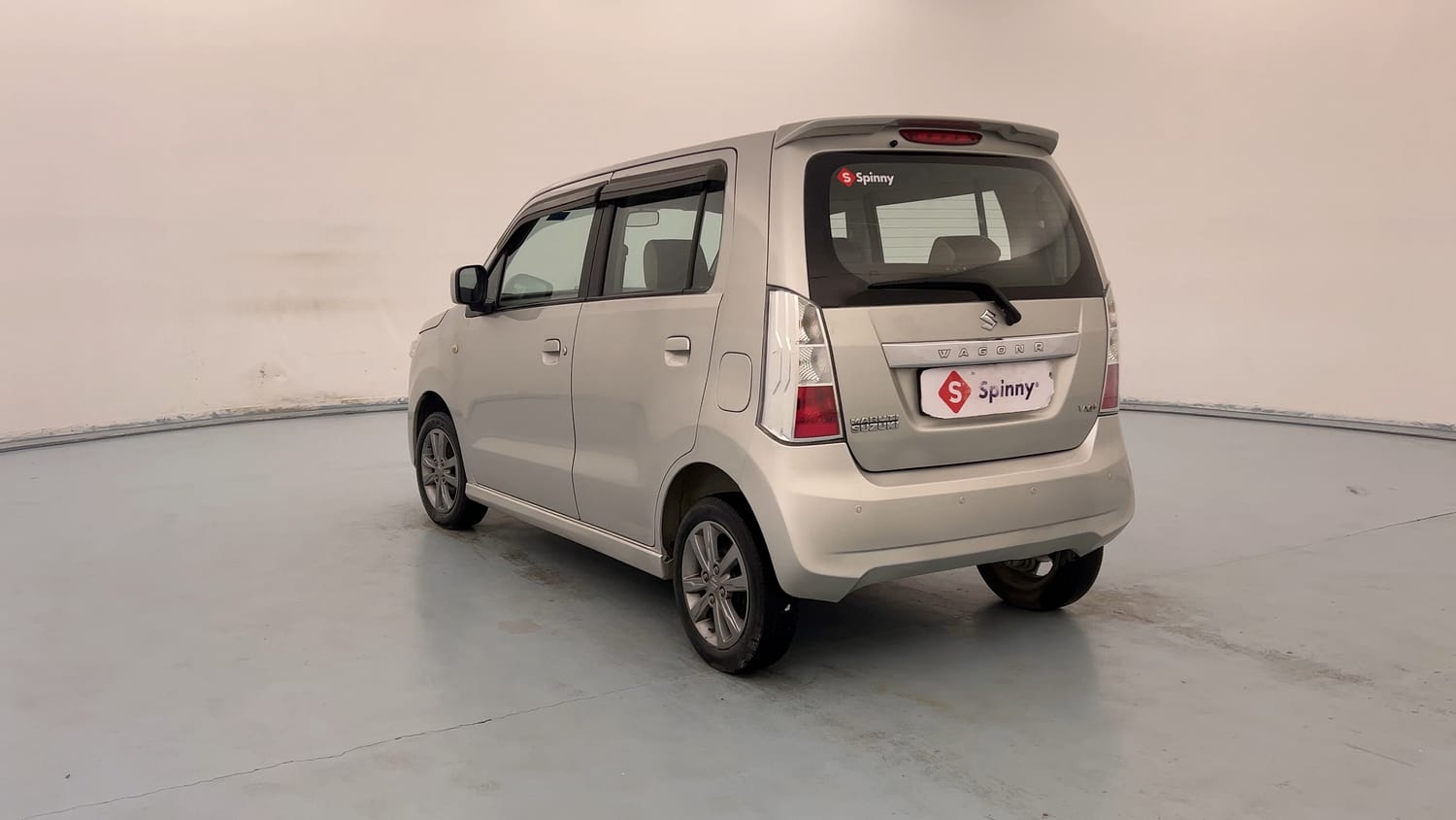 Used 2017 Maruti Suzuki Wagon R VXI+ Petrol Manual exterior LEFT REAR CORNER VIEW