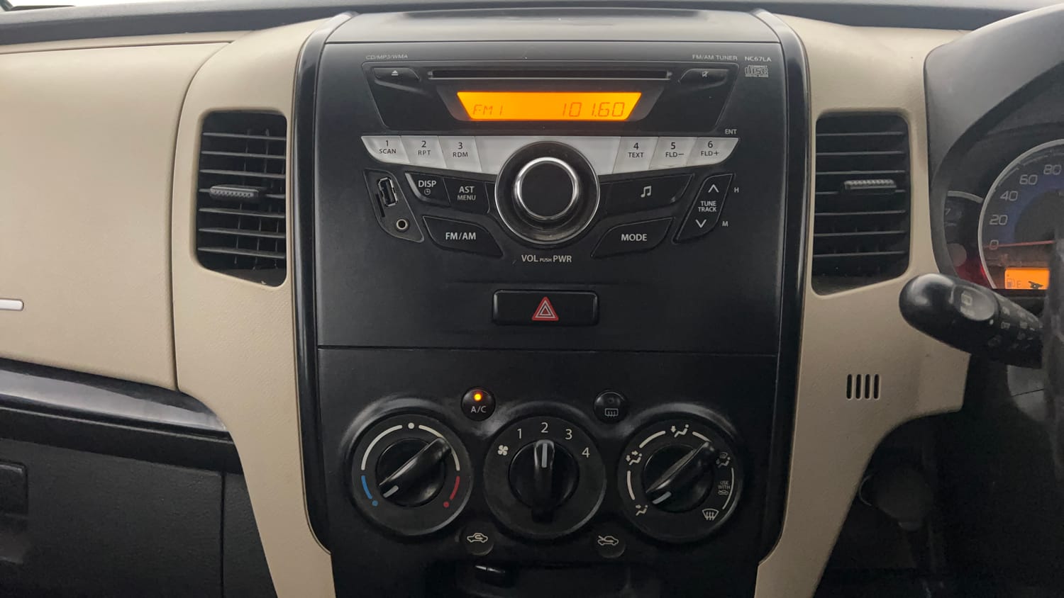Used 2017 Maruti Suzuki Wagon R VXI+ Petrol Manual interior MUSIC SYSTEM & AC CONTROL VIEW