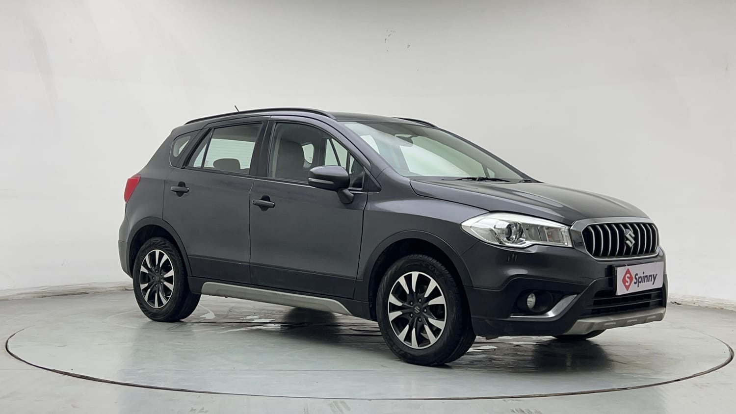 Used 2021 Maruti Suzuki S-Cross Zeta AT Petrol Automatic exterior RIGHT FRONT CORNER VIEW