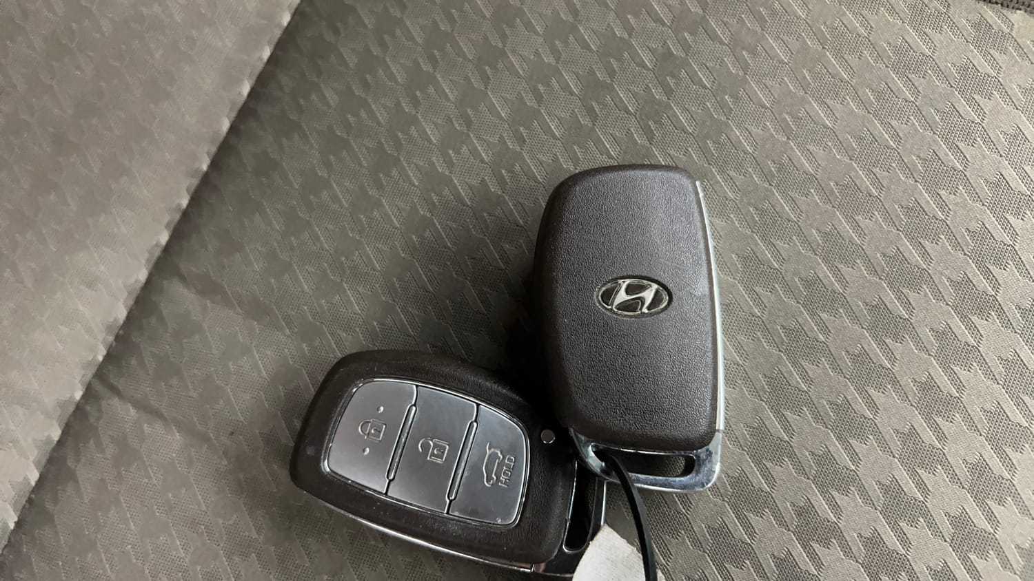 Used 2019 Hyundai Elite i20 Asta 1.2 (O) CVT Petrol Automatic extra CAR KEY VIEW
