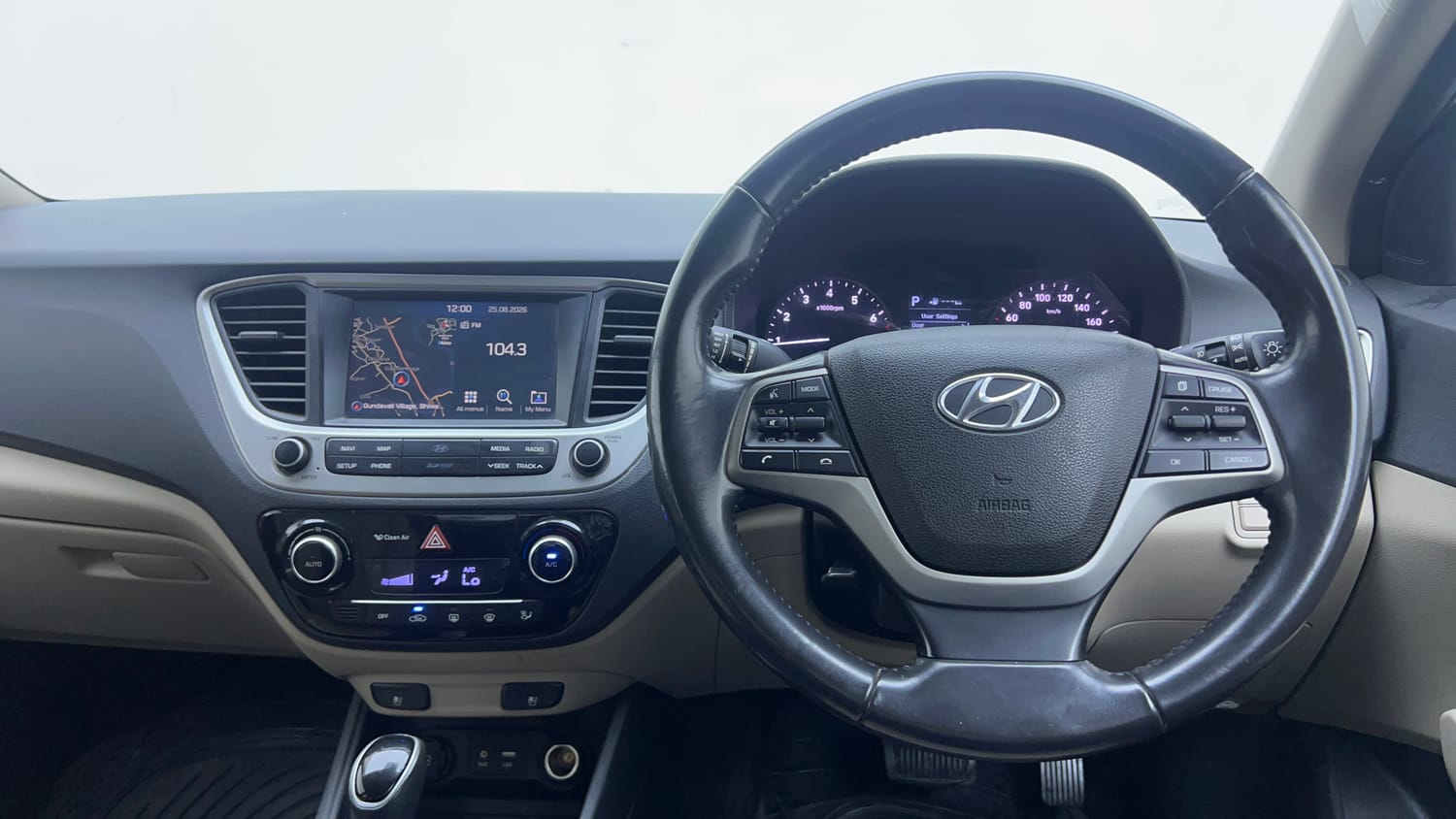 Used 2018 Hyundai Verna SX (O) 1.6 VTVT AT Petrol Automatic interior STEERING VIEW