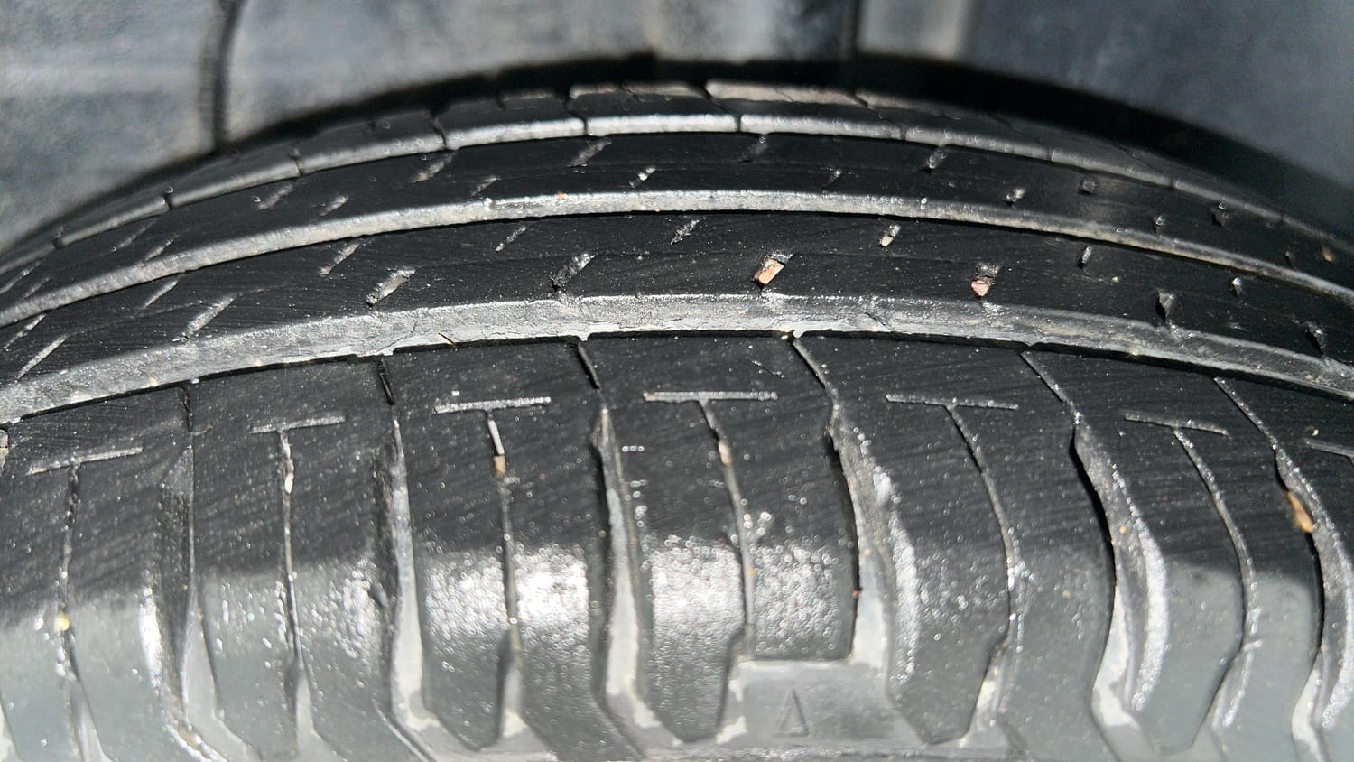 Used 2021 Tata Altroz XM Petrol Petrol Manual tyres LEFT REAR TYRE TREAD VIEW