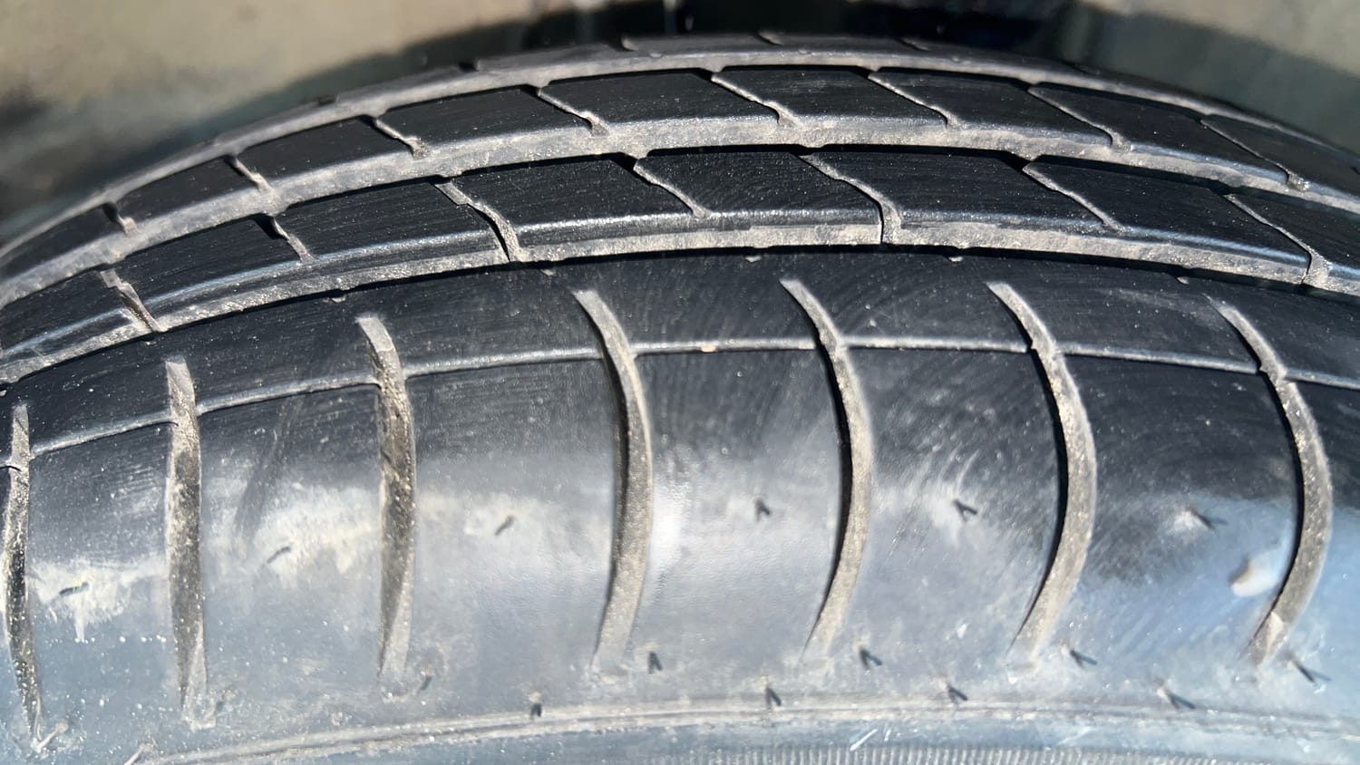 Used 2019 Maruti Suzuki Alto 800 LXi Petrol Manual tyres LEFT FRONT TYRE TREAD VIEW