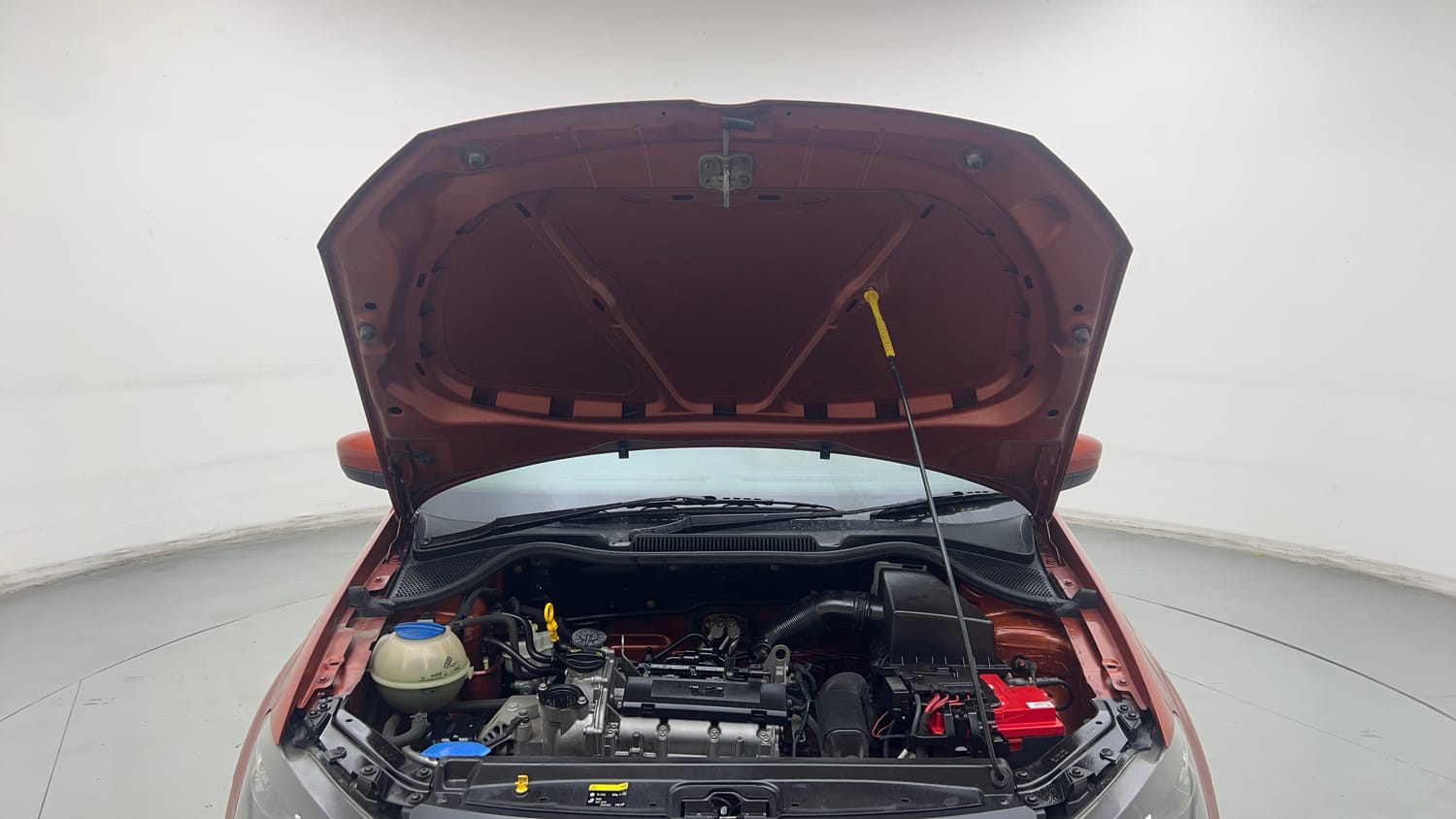 Used 2016 Volkswagen Polo Comfortline 1.2L (P) Petrol Manual engine ENGINE & BONNET OPEN FRONT VIEW
