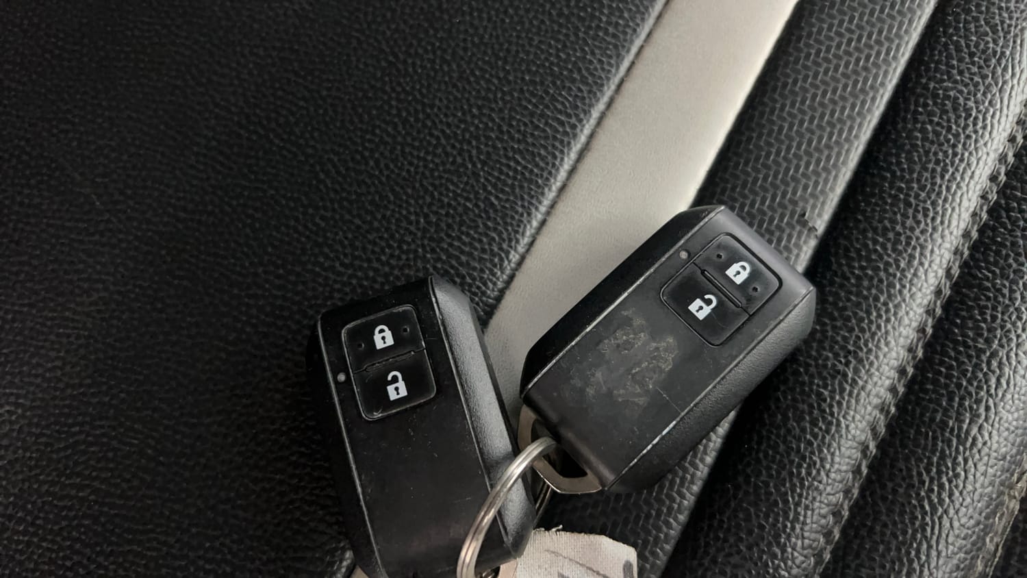 Used 2020 Maruti Suzuki Baleno Zeta Petrol Manual extra CAR KEY VIEW