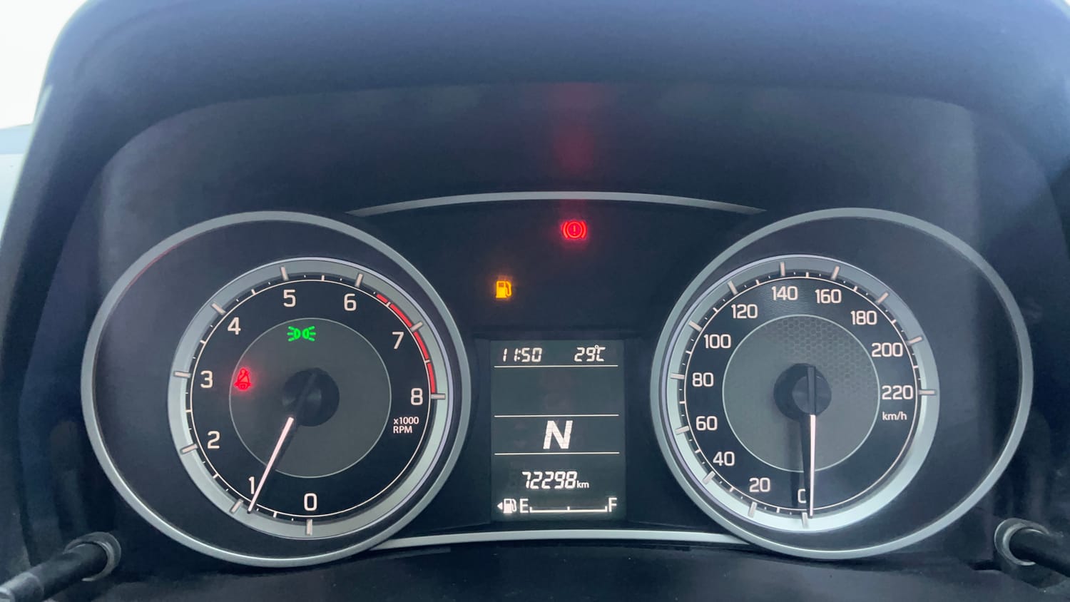 Used 2017 Maruti Suzuki Dzire VXi AMT Petrol Automatic interior CLUSTERMETER VIEW